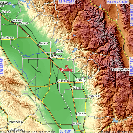 Topographic map of Reedley