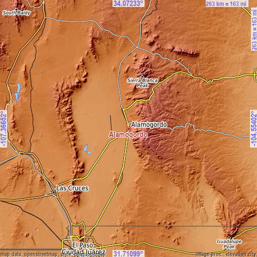 Topographic map of Alamogordo