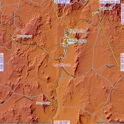Topographic map of Los Chavez