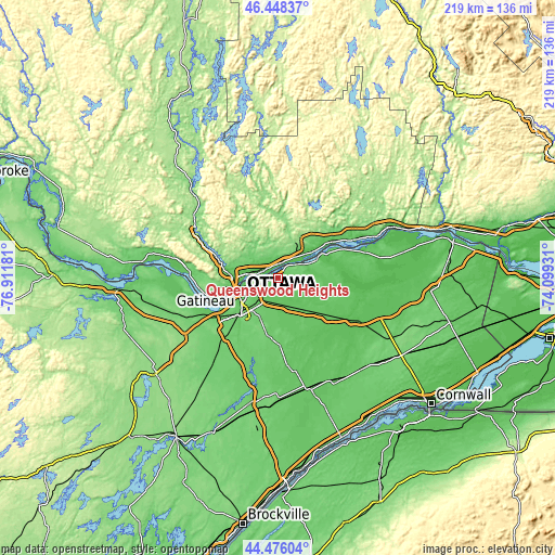 Topographic map of Queenswood Heights