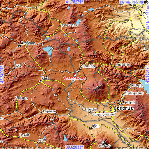 Topographic map of Yerazgavors