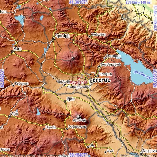 Topographic map of Aygeshat