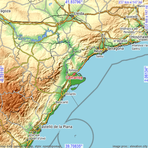 Topographic map of Camarles