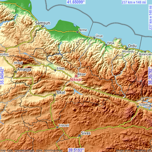 Topographic map of Niksar