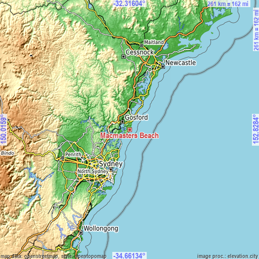 Topographic map of Macmasters Beach