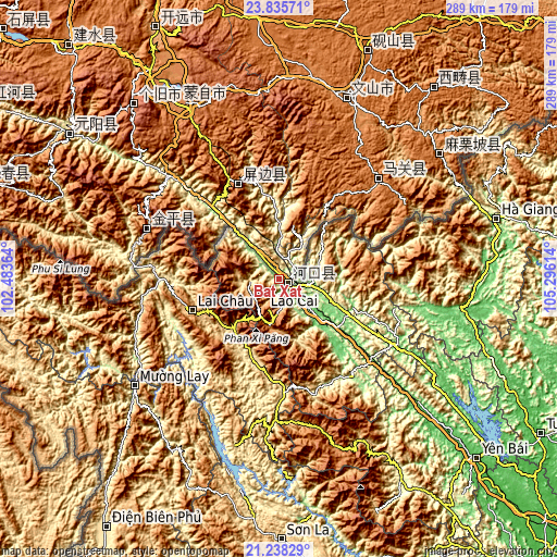 Topographic map of Bát Xát