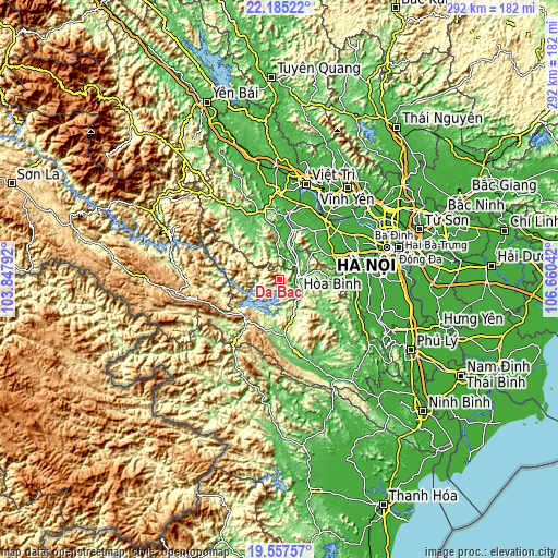 Topographic map of Đà Bắc