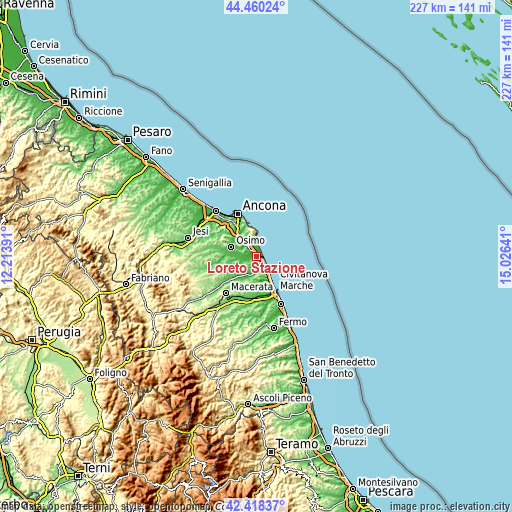 Topographic map of Loreto Stazione